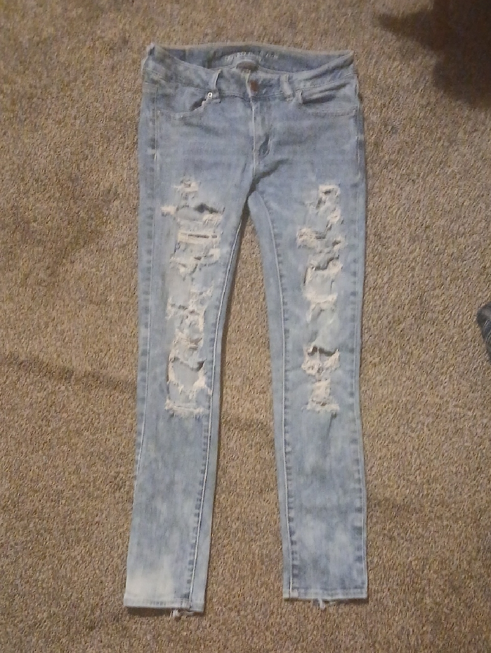 American Eagle Outfitters Light Blue Ripped Skinny Jeans